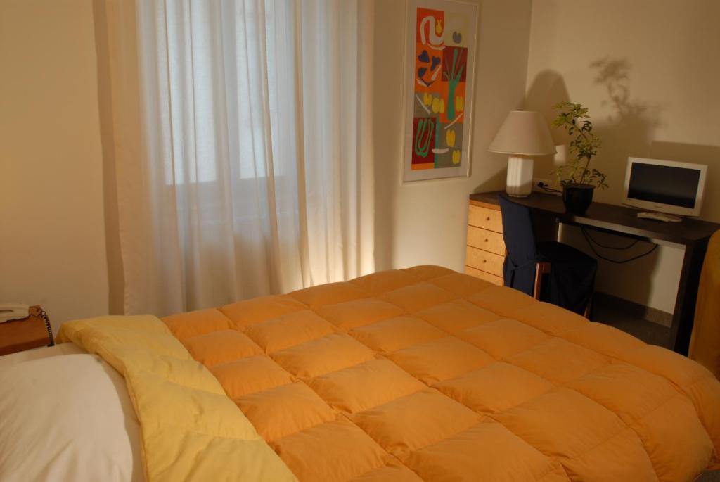 Albergo Al Sole Меццоломбардо Номер фото